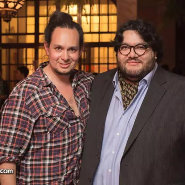 Pablo Mondragón,Alex Moreno