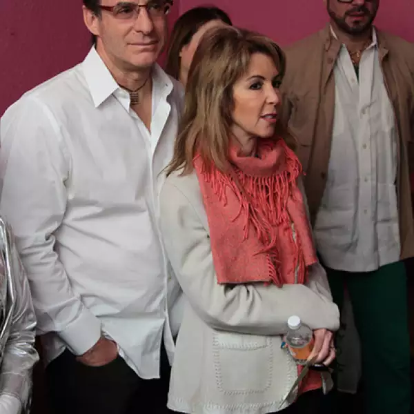 Michael Trambert y Jacquelyn Klein-Brown del Museum of Contemporary Art en Santa Barbara