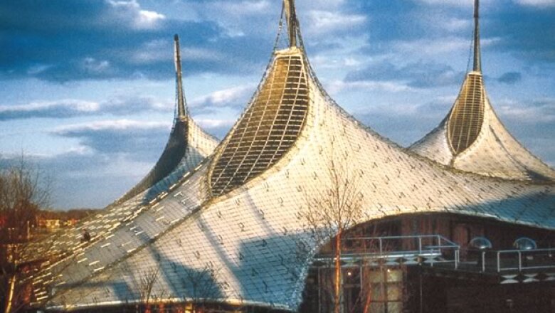 Centro de Exposiciones de Montreal 1967 (Pritzker Academy)