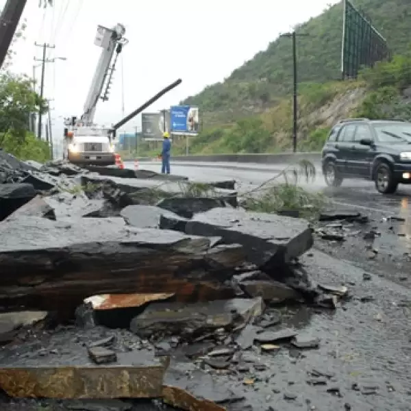 mexico, nuevo leon, desastre, lluvia