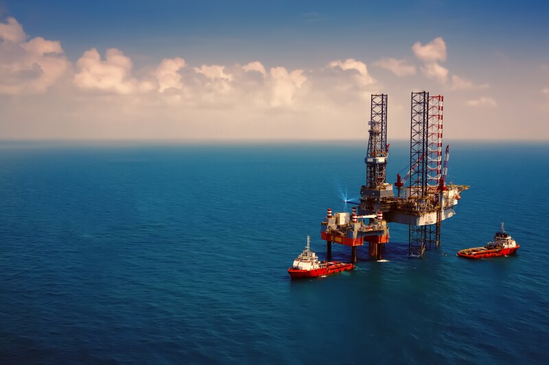 Offshore oil rig drilling platform