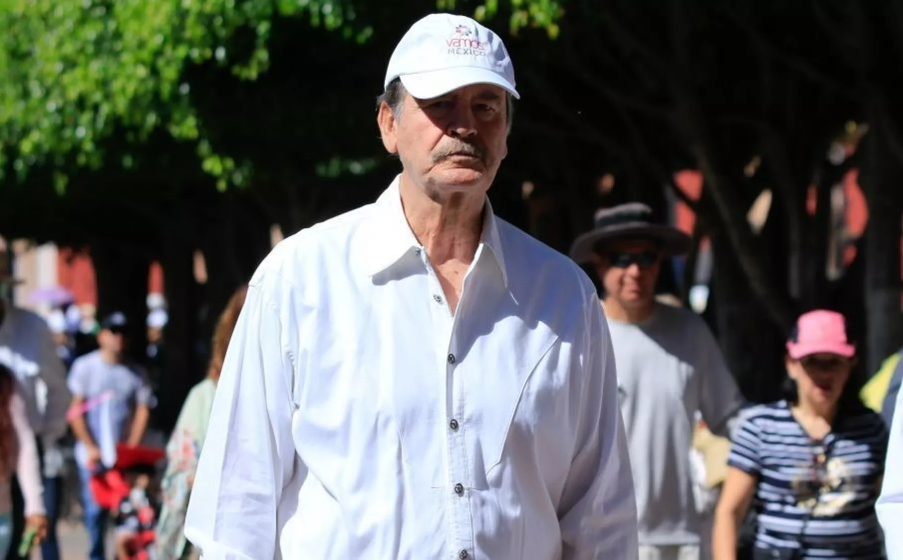 LEÓN, GUANAJUATO, 01DICIEMBRE2019.- Vicente Fox Quesada, expresidente de México, marcho con cientos de ciudadanos para expresar su inconformidad con los logros de la actual administración federal, que esta encabezada por Andrés Manuel López Obrador, los inconformes partieron desde la Calzada de los Héroes hasta la plaza principal. 
FOTO: CUARTOSCURO.COM