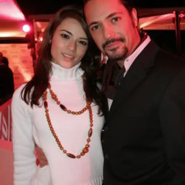 Maya Saenz, Hector Bitar