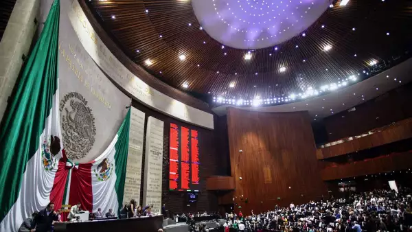 Diputados avalan reforma al salario mínimo, va al Senado