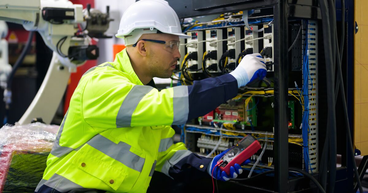 Meksika'da kıyıya yakın hizmetlerden en çok hangi şirketler yararlanıyor?