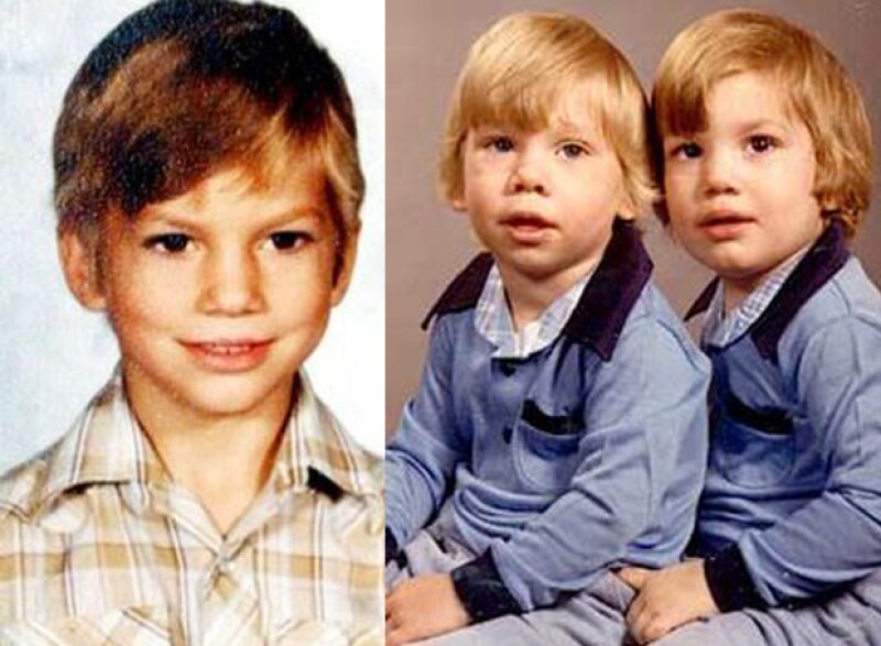 Ashton Kutcher de niño. En una de las fotos sale con su hermano gemelo, el actor es el de la derecha.