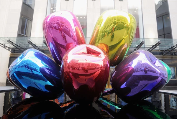 Jeff Koons "Tulips" Photo Call