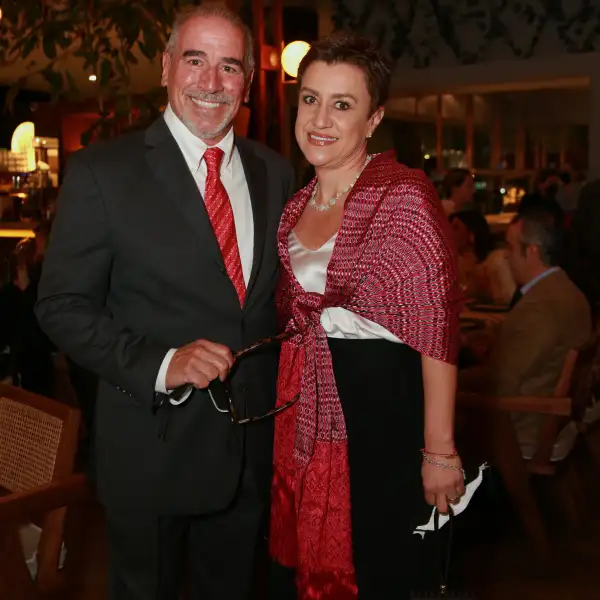 LA VERDAD A TRAVÉS DEL MOLE
