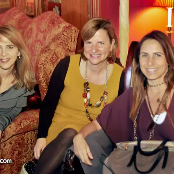 Carmen Garza T., Esthela Villarreal y Cristina Canales