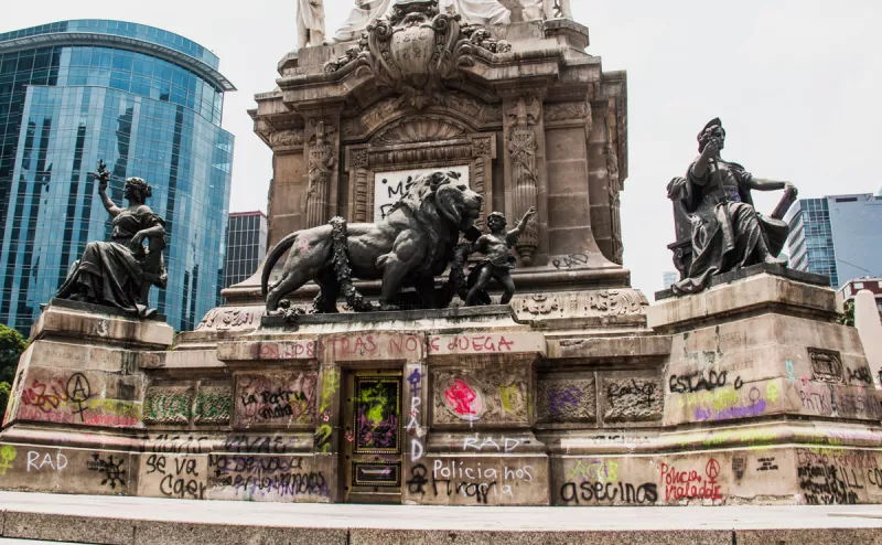 Protesta de mujeres contra la violencia en su contra