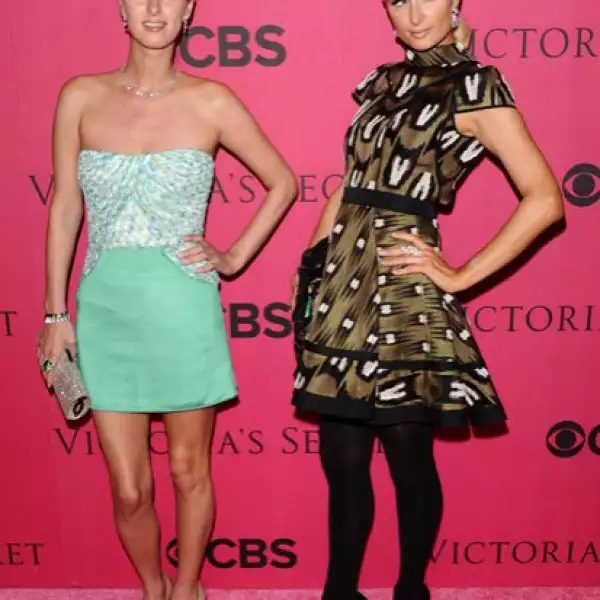 Las hermanas Nicky y Paris Hlton.