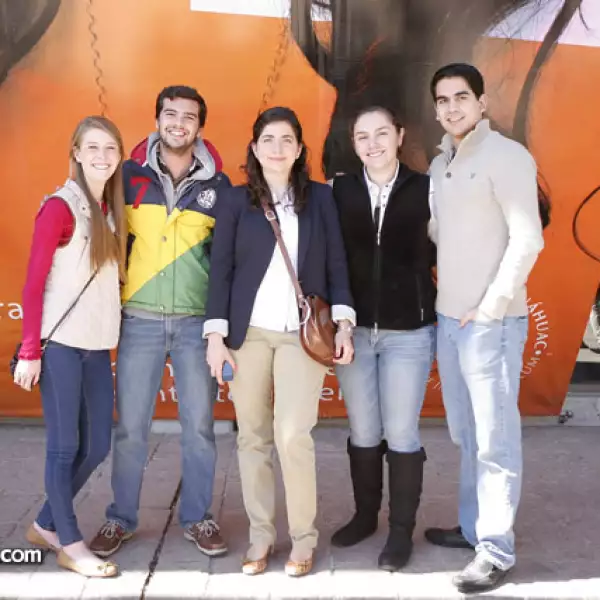 Ana Martínez,Juanjo Simon,Nimsi Mendicuti,Mercedes Monroy,Edgardo García