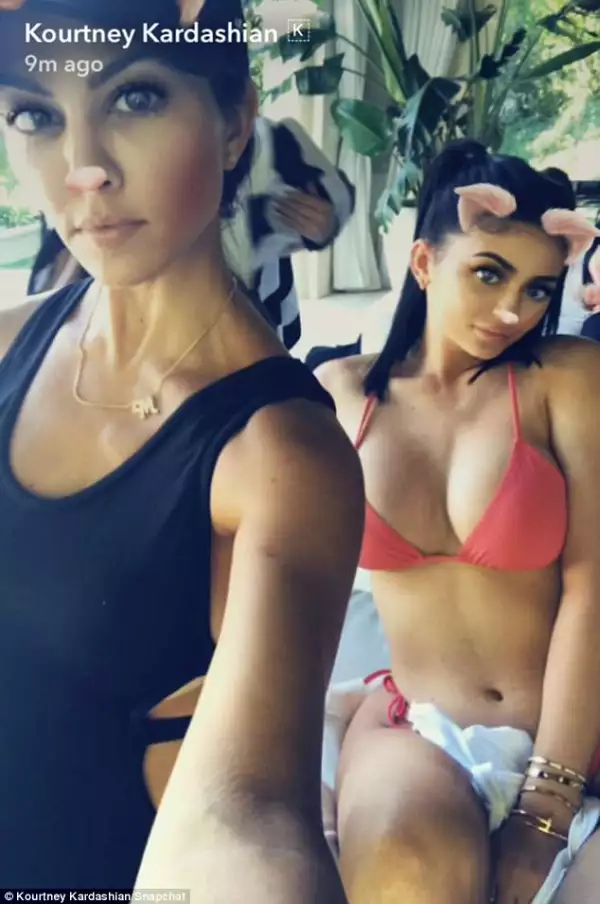 kourtney kardashian y kylie jenner