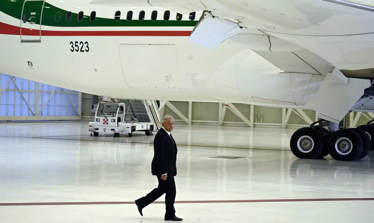Andrés Manuel López Obrador, presidente de México, durante la conferencia matutina en el 6/o Grupo Aéreo de la Zona de Hangares del Aeropuerto Internacional de la Ciudad de México