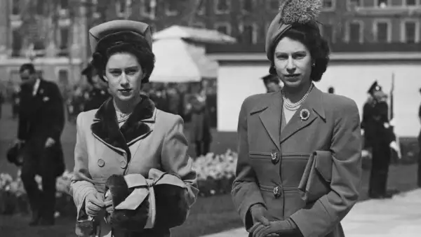 Isabel II y Margarita en 1948