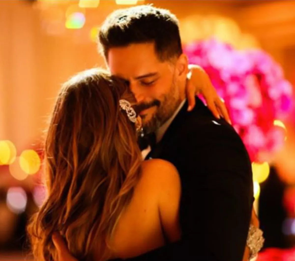 Con esta foto, la actriz felicitó a su esposo por su cumpleaños 39.