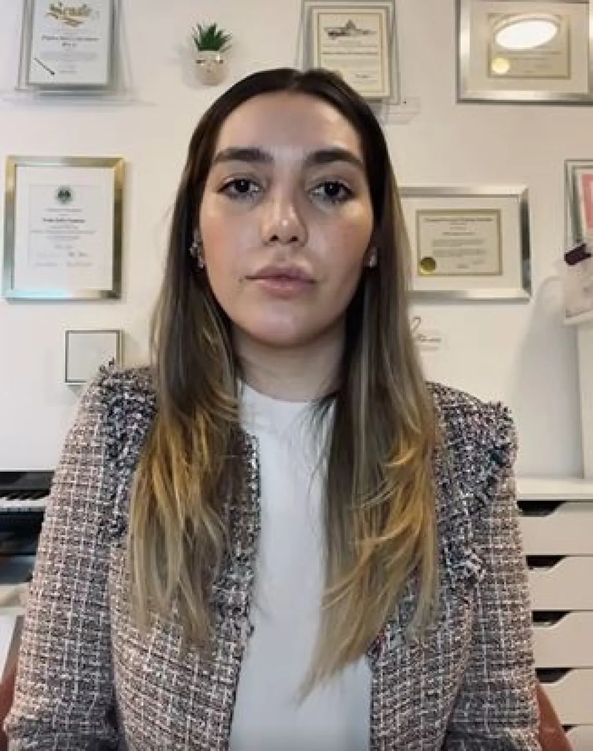 frida sofia.JPG