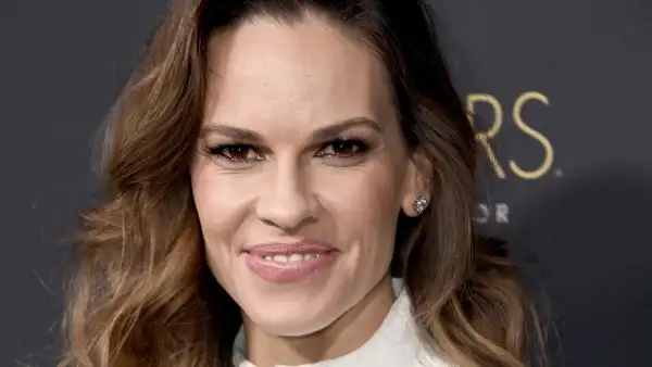 hilary-swank-embarazo