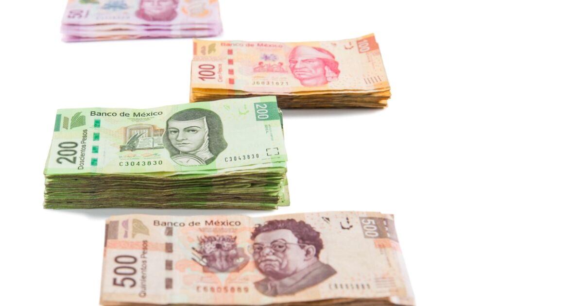 Cetes'ler, Mart 2026'da enflasyondaki toparlanmanın ardından düşüşlerini durdurdu ve getirilerini artırdı