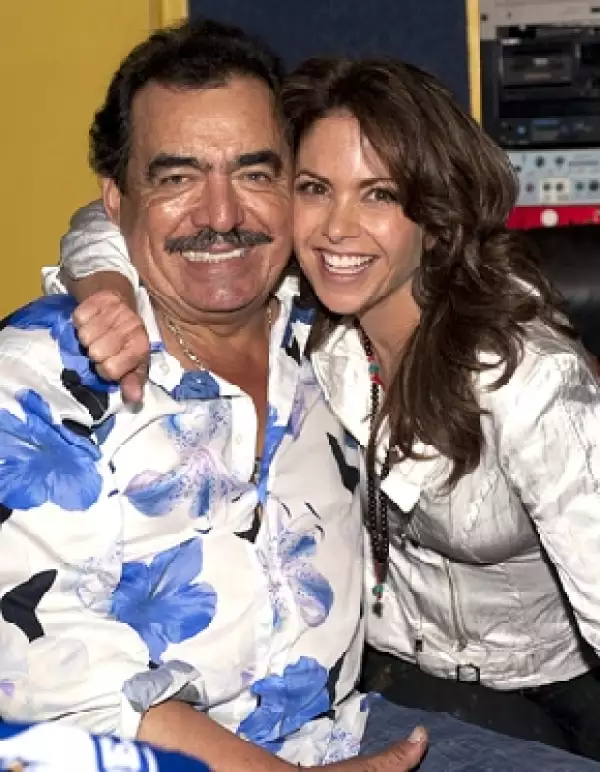 Joan Sebastian compuso el tema de la telenovela.