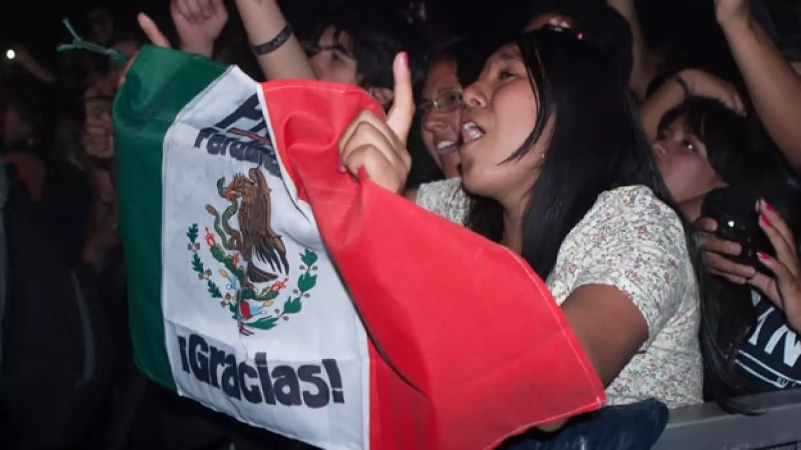 Músicos y aficionados asisten al Corona Capital