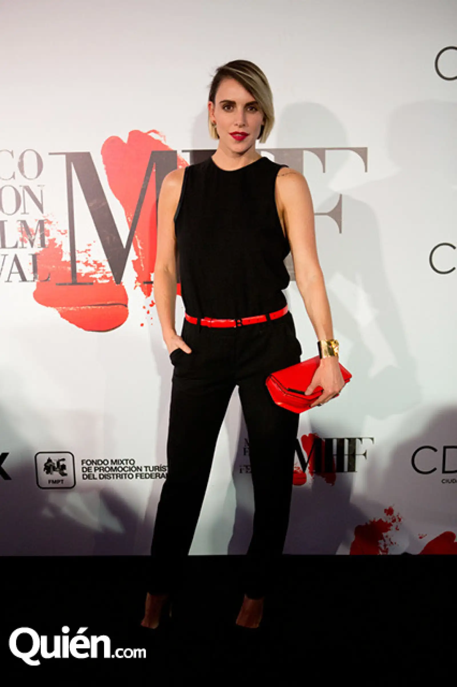 Alexandra de la Mora