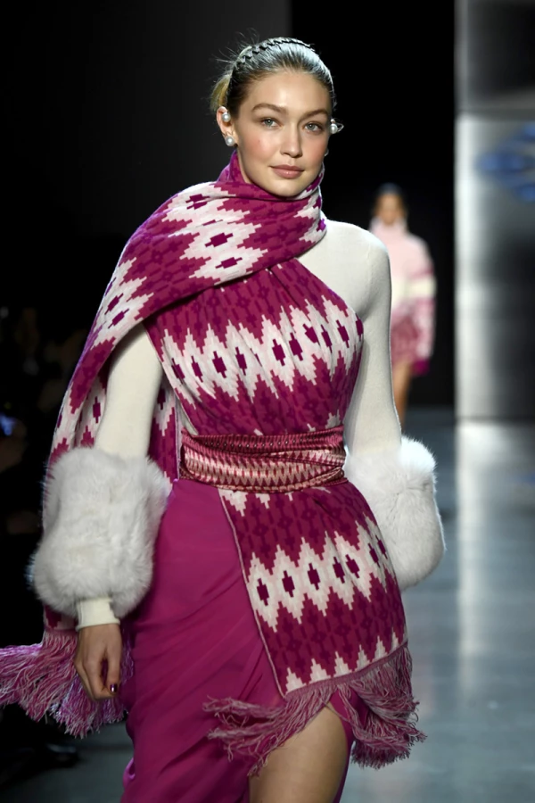 Prabal Gurung - Runway - February 2018 - New York Fashion Week: The Shows