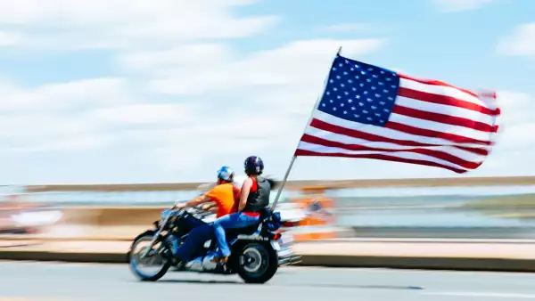 18823 motos harley is ferrantraite.jpg