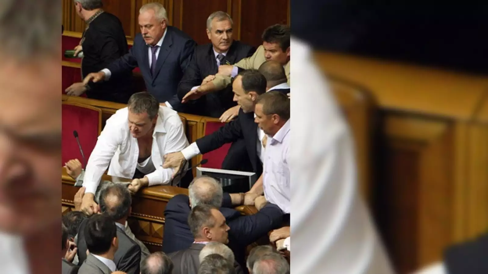 Ucrania Parlamento pelea 4