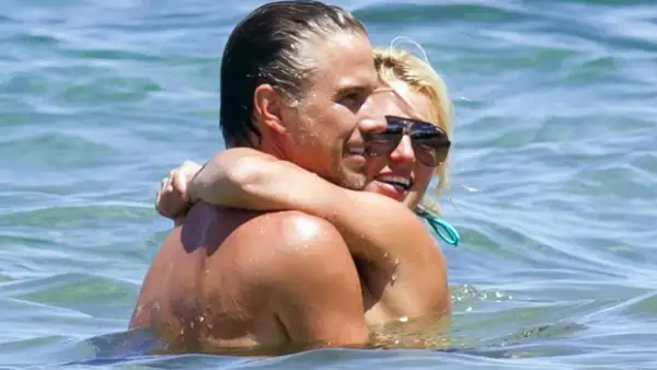La Princesa del Pop decidió celebrar sus 29 años en Puerto Vallarta acompañada de su novio Jason Trawick.