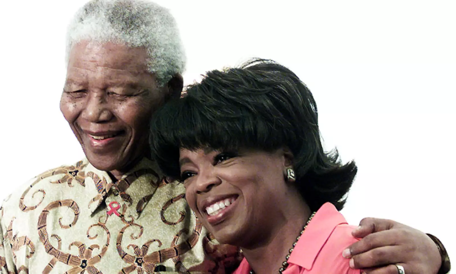 La lucha pacífica de Mandela contra al apartheid, por la cual pasó 27 años entre las rejas, y su liderazgo hacia una de las transiciones más importantes en Sudáfrica no escapó del cine. Entre las películas que se hicieron de este personaje se encuentran I