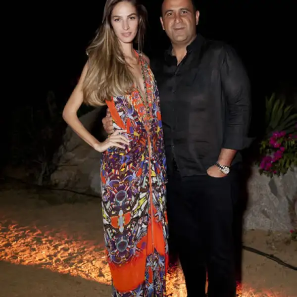 Emina Cunmulaj,Samuel Ncecrian