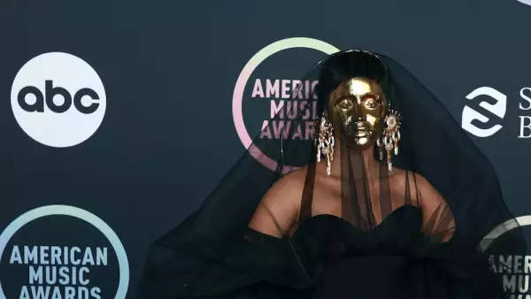 2021 American Music Awards - Arrivals