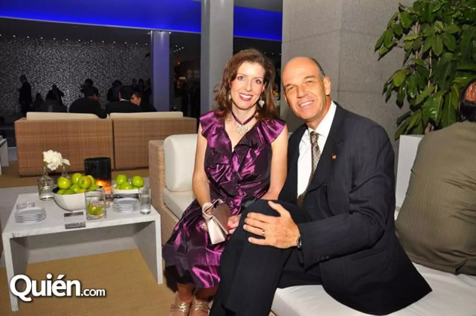 Martha Velasco,Erick Osuna.