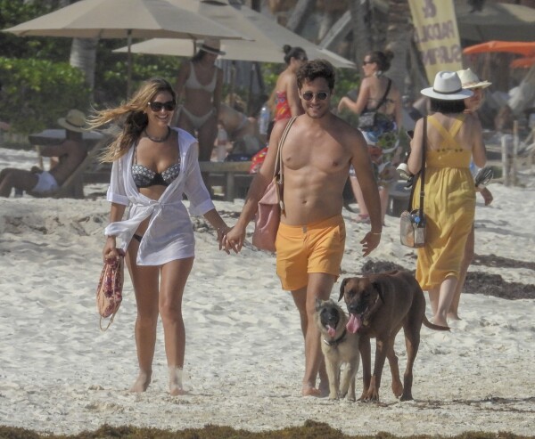Diego Boneta, Mayte Rodríguez