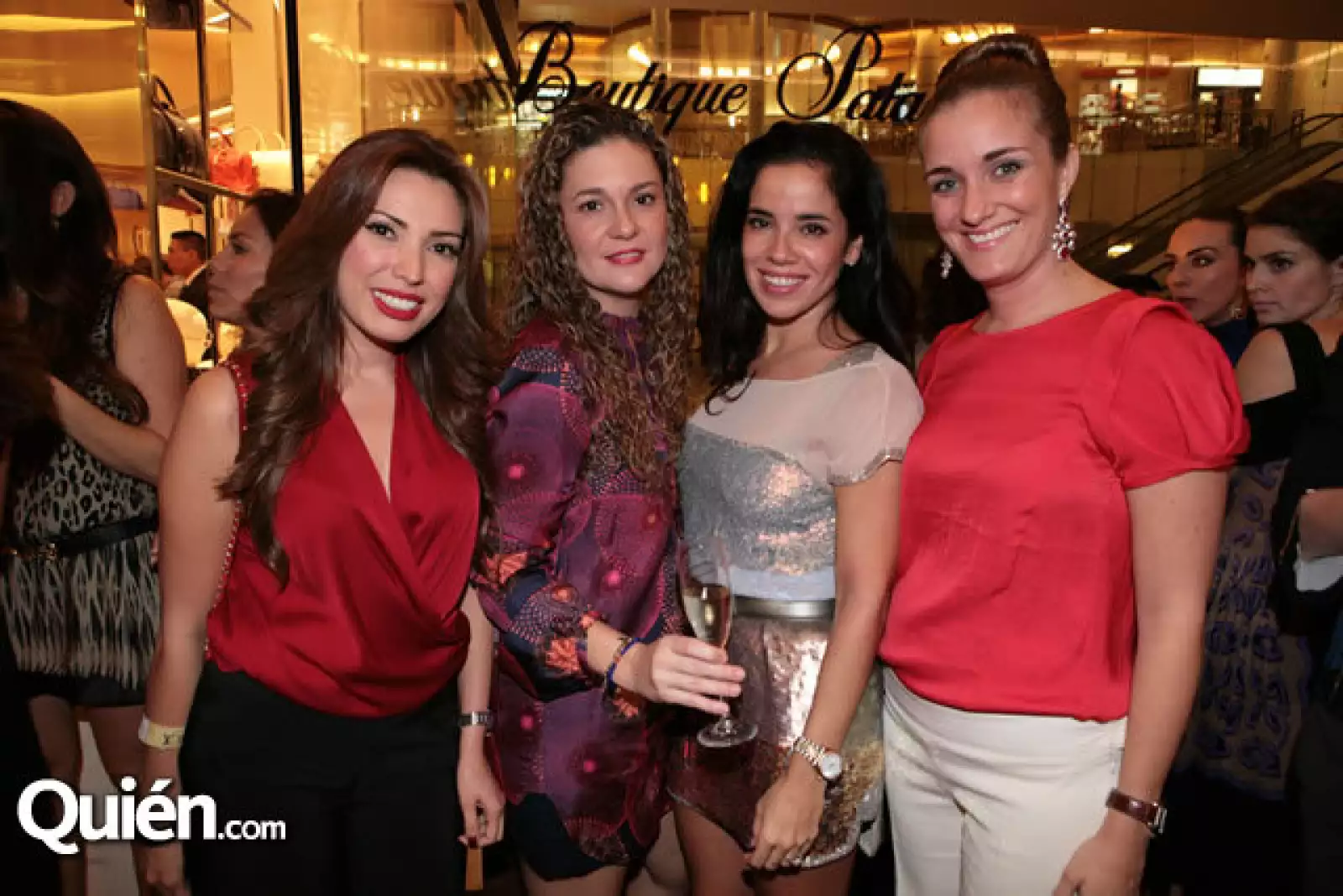 Ivette Espinoza,María González,Ivonne Salinas,Carmen Santibañez