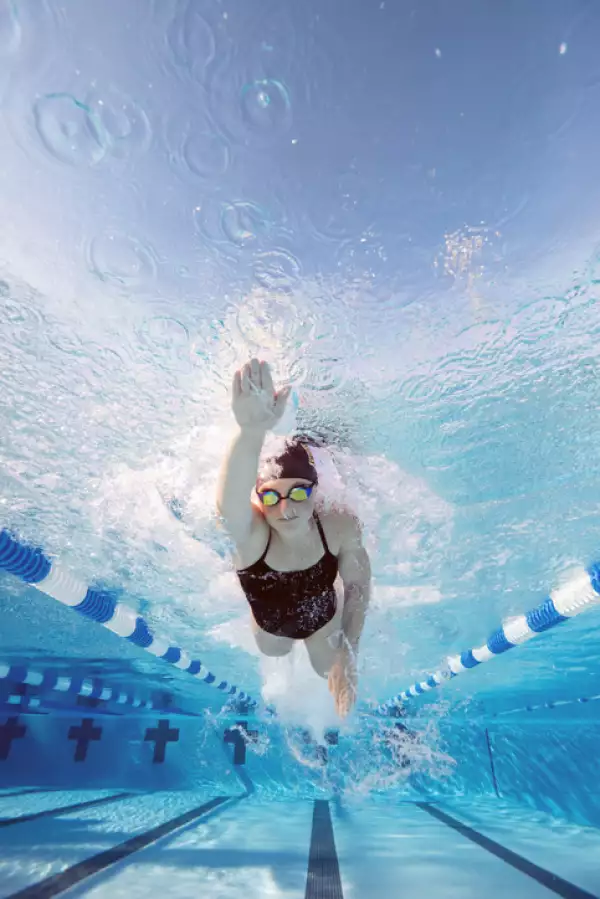 Female swimmer training at the swimming pool