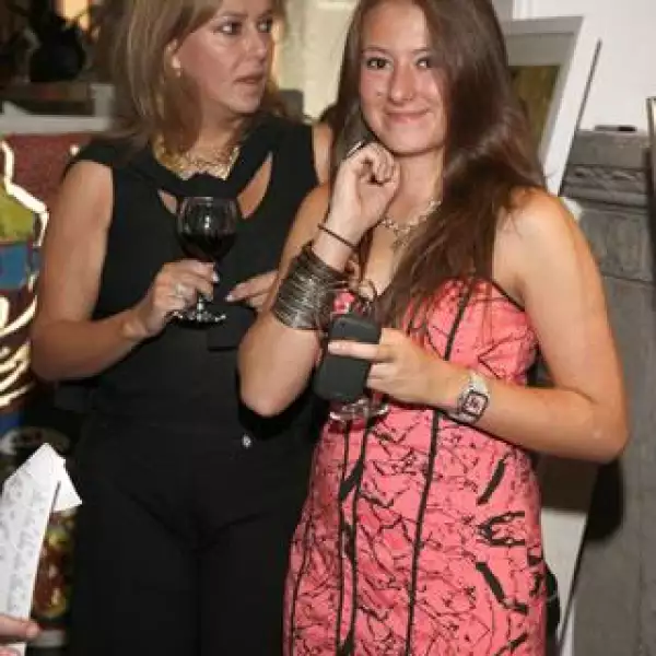 Luisa González y Regina O´Farrill