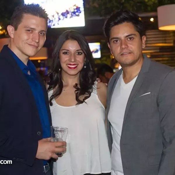 José Juan Rivera,Brenda Jiménez y Roberto Valladolid