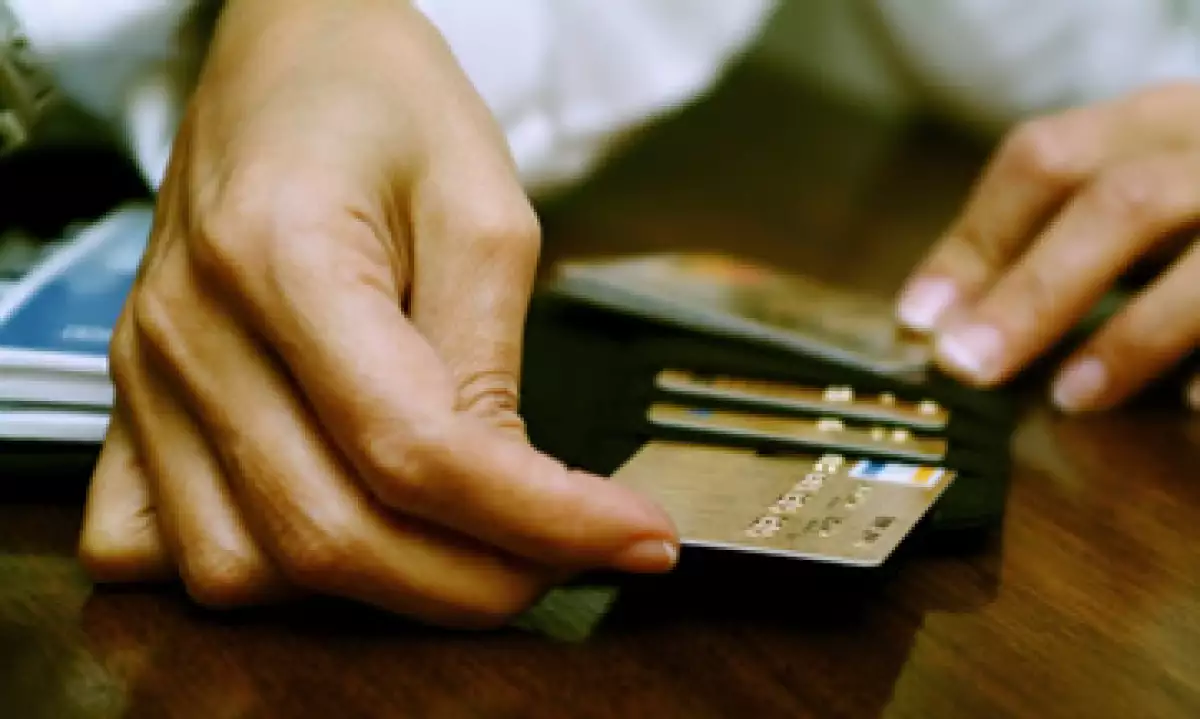 American Express compite con Visa y MasterCard, en el procesamiento de transacciones con tarjeta de crédito. (Foto: Thinkstock)