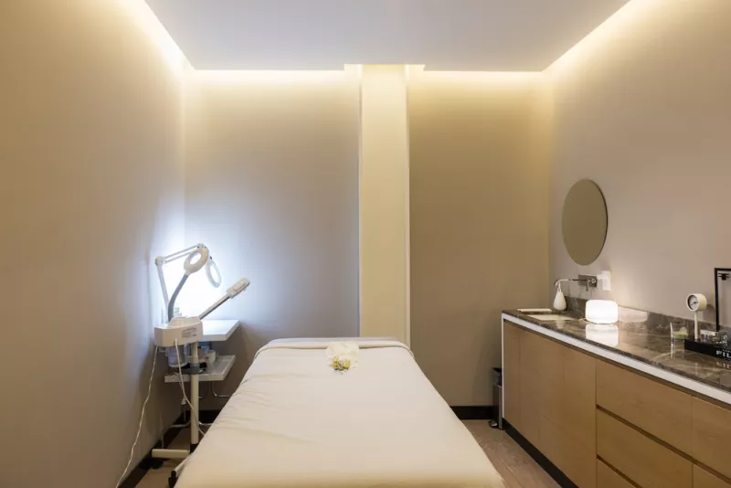 everest-wellness-center.JPG