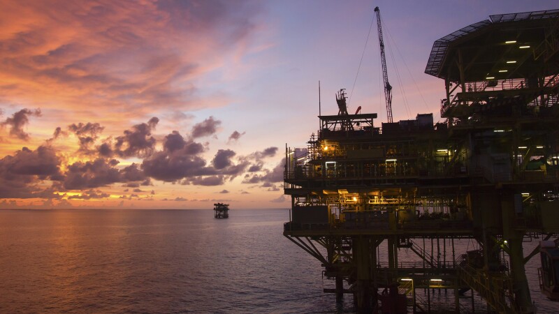 El presidente Calderón inauguró la Plataforma Bicentenario, ubicada al sur de Tamaulipas. (Foto: Thinkstock)