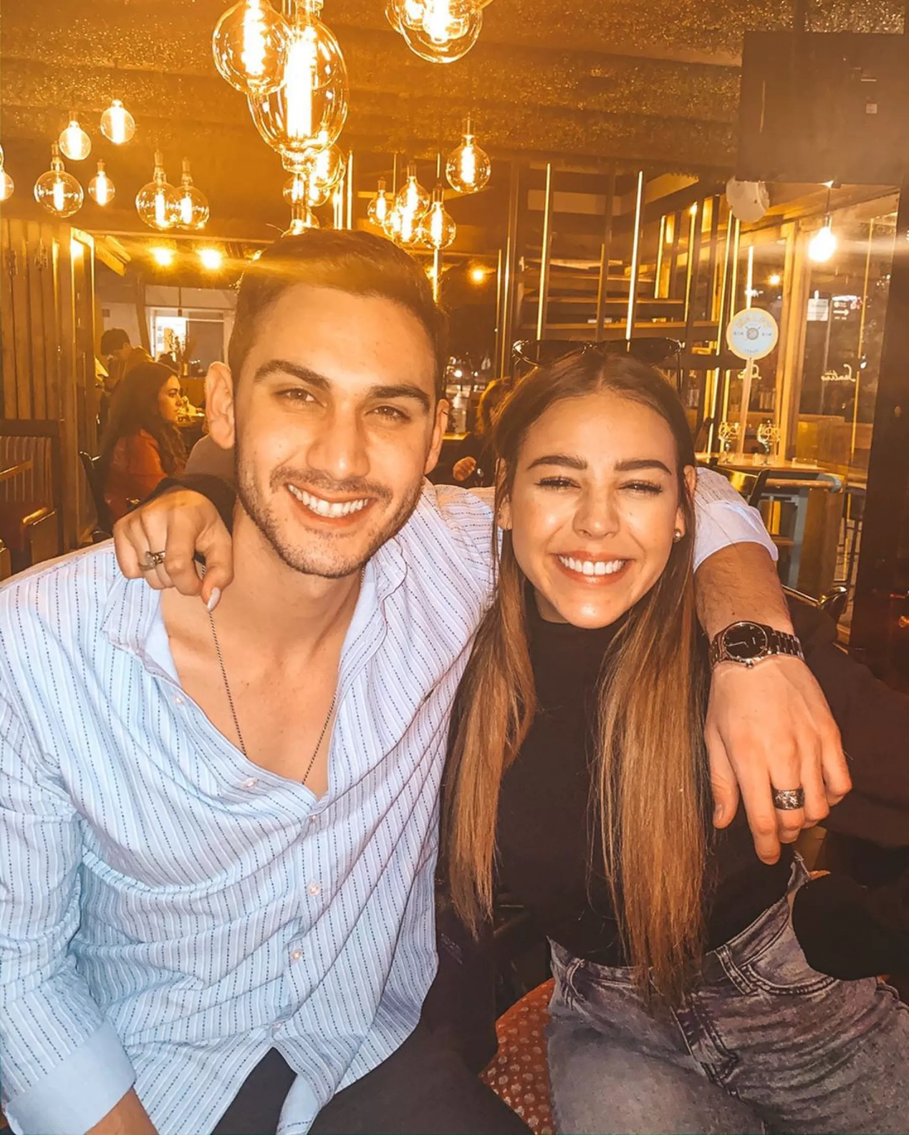 Alejandro Speitzer y Danna Paola