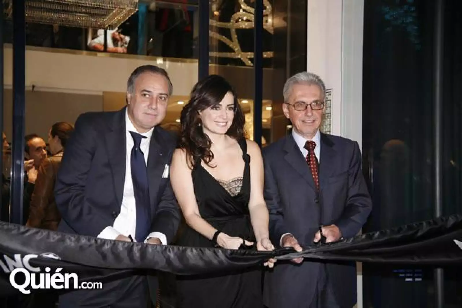 Jorge Puente Ana de la Reguera,Karl-Heinz Handke