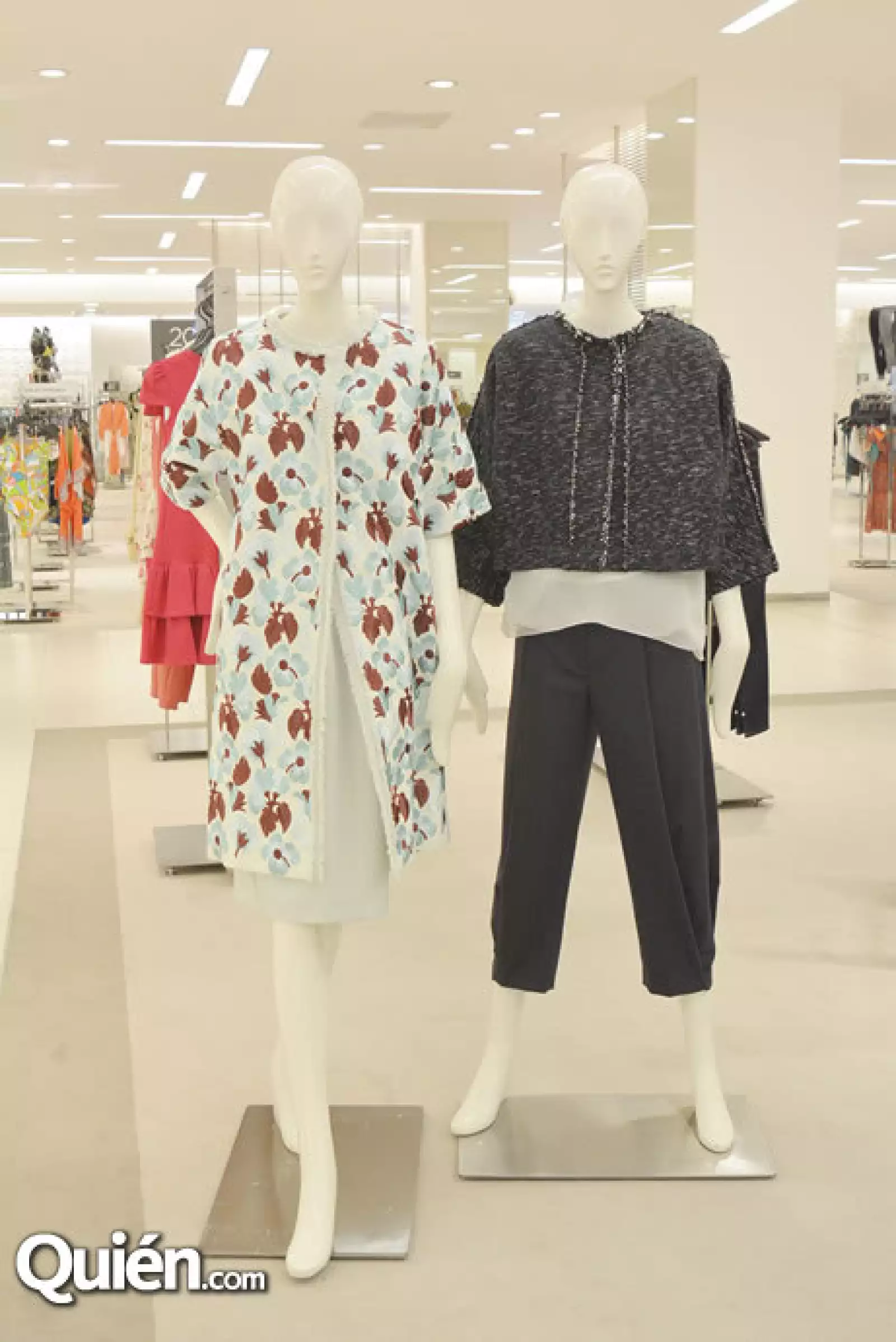 Lanzamiento Amelia Toro en Saks