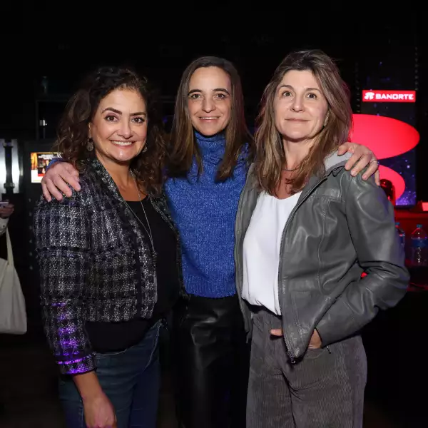 Daniela Leites, Angelita Marín y Mamen Diaz 