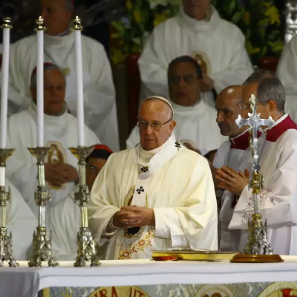Francisco considera a esta virgen como la madre de todos los mexicanos.
