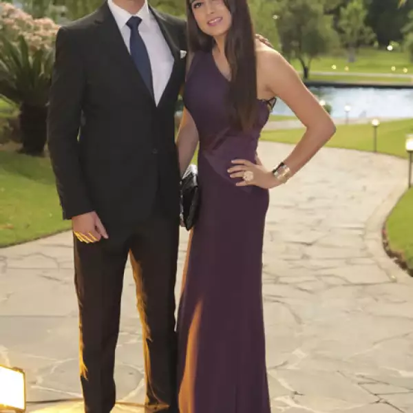 Eduardo Hernández Urtiz,Camila Barreto.