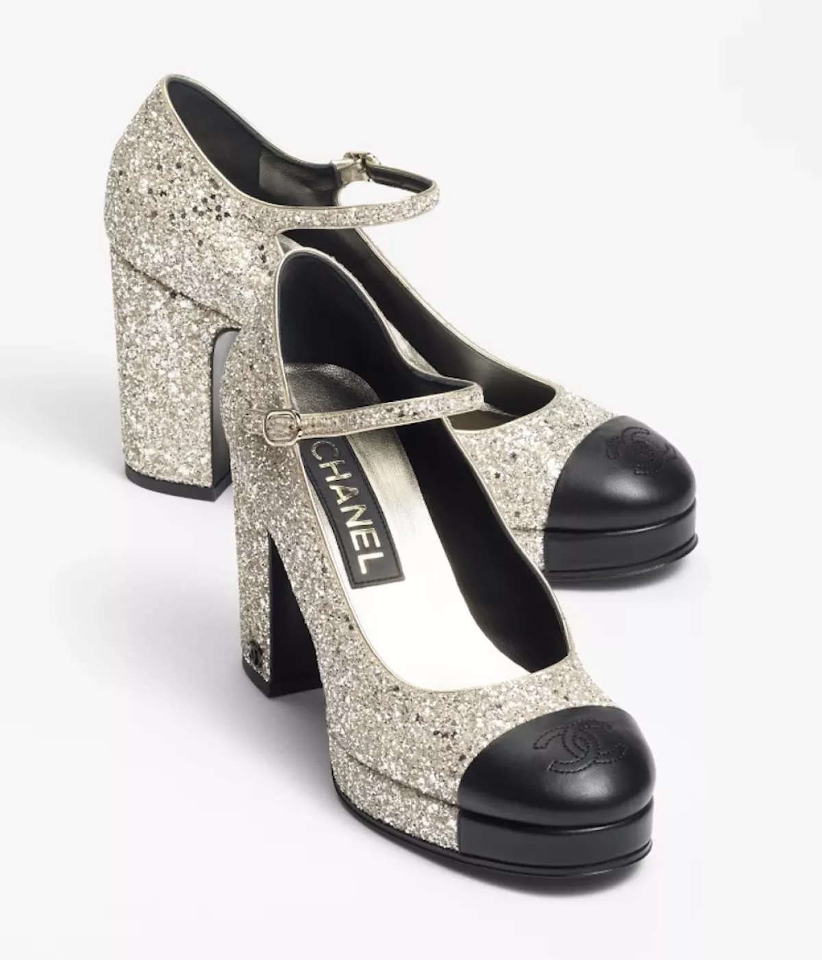 zapatos-bicolor-de-chanel.jpg