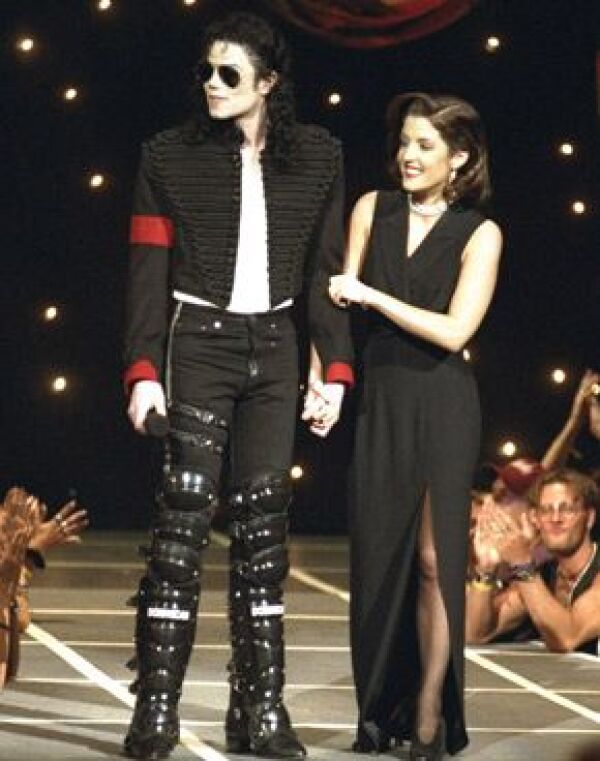 Lisa Marie lo acompañó en 1994 a los MTV Awards.